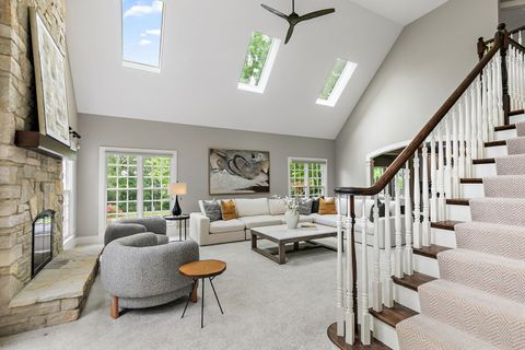 Tiny photo for 3S412 Saddle Ridge Court, Warrenville, IL 60555 (MLS # 12686358)