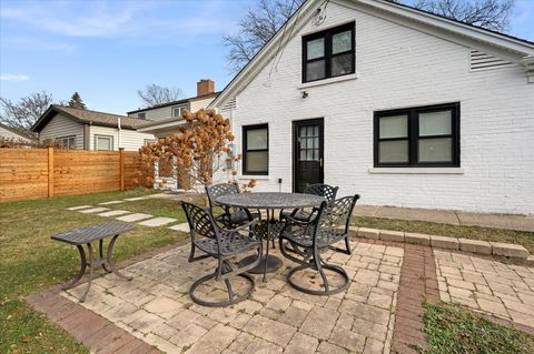 A home in La Grange Park