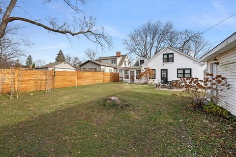 A home in La Grange Park