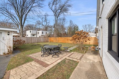 A home in La Grange Park