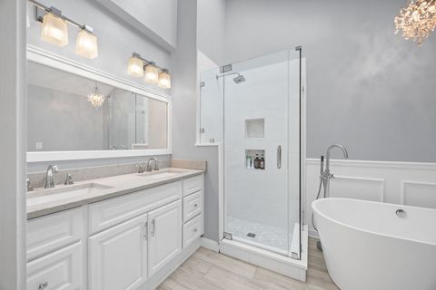 Tiny photo for 907 THORNWOOD Court #2, St. Charles, IL 60174 (MLS # 12582023)