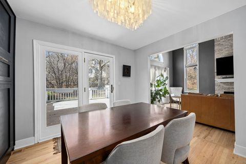 Tiny photo for 907 THORNWOOD Court #2, St. Charles, IL 60174 (MLS # 12582023)