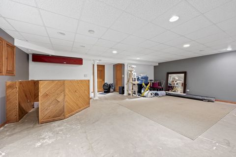 Tiny photo for 907 THORNWOOD Court #2, St. Charles, IL 60174 (MLS # 12582023)