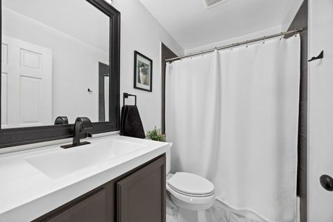 Tiny photo for 907 THORNWOOD Court #2, St. Charles, IL 60174 (MLS # 12582023)