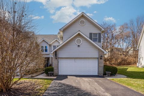 Tiny photo for 907 THORNWOOD Court #2, St. Charles, IL 60174 (MLS # 12582023)