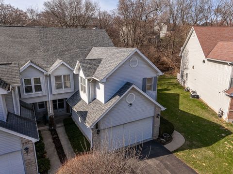 Tiny photo for 907 THORNWOOD Court #2, St. Charles, IL 60174 (MLS # 12582023)