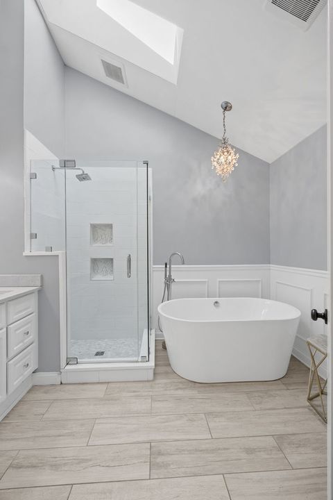 Tiny photo for 907 THORNWOOD Court #2, St. Charles, IL 60174 (MLS # 12582023)