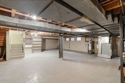 Tiny photo for 7241 N Lowell Avenue, Lincolnwood, IL 60712 (MLS # 12599893)