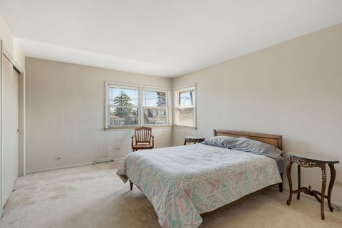 Tiny photo for 7241 N Lowell Avenue, Lincolnwood, IL 60712 (MLS # 12599893)