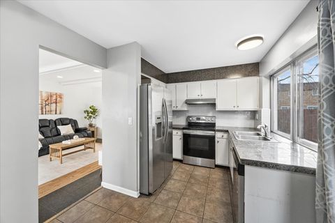 Tiny photo for 17W761 14TH Street, Villa Park, IL 60181 (MLS # 12555990)