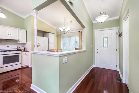 Tiny photo for 886 Quincy Court, Island Lake, IL 60042 (MLS # 12686450)