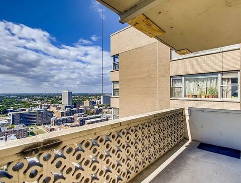 Tiny photo for 6301 N Sheridan Road #24J, Chicago, IL 60660 (MLS # 12467977)