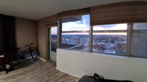Tiny photo for 6301 N Sheridan Road #24J, Chicago, IL 60660 (MLS # 12467977)