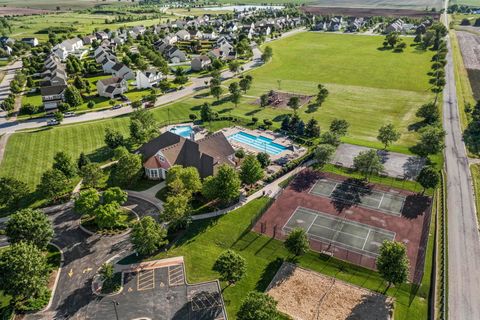 Tiny photo for 906 Bluebell Circle, Joliet, IL 60431 (MLS # 12563424)