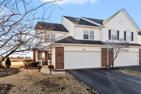Photo of 906 Bluebell Circle, Joliet, IL 60431 (MLS # 12563424)