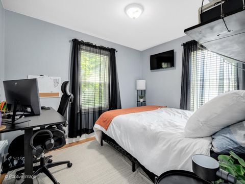 Tiny photo for 4214 Prairie Avenue, Brookfield, IL 60513 (MLS # 12503827)