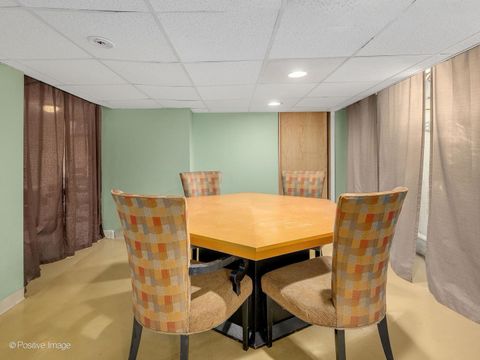 Tiny photo for 4214 Prairie Avenue, Brookfield, IL 60513 (MLS # 12503827)