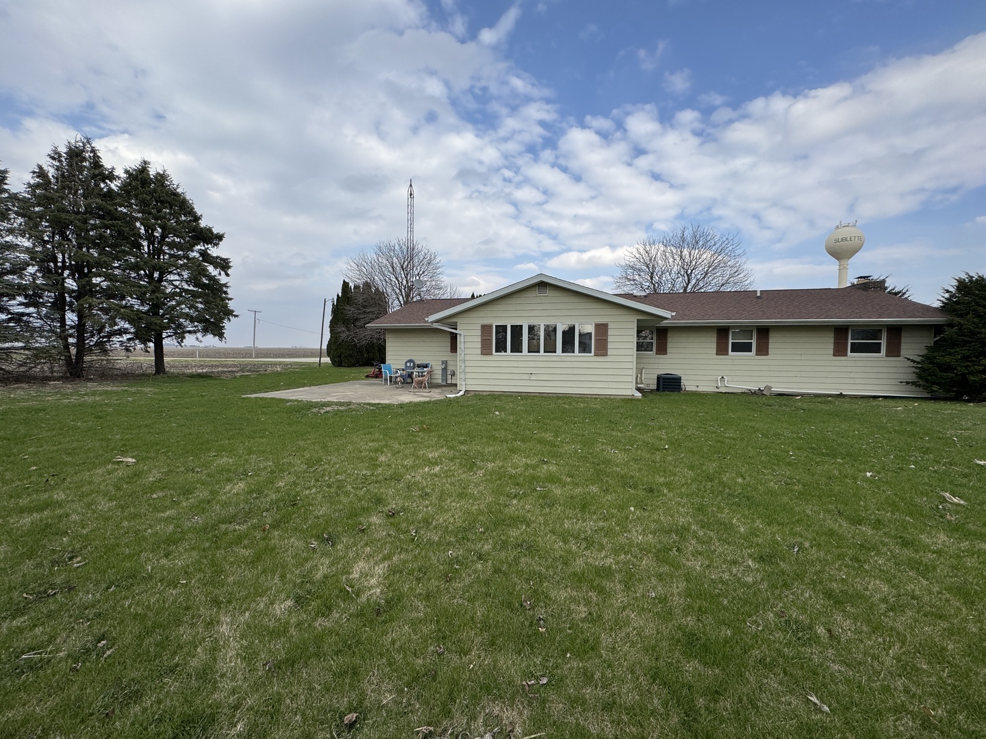 402 N Front Street