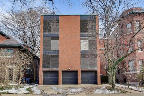 Photo of 5551 S University Avenue #3, Chicago, IL 60637 (MLS # 12533218)
