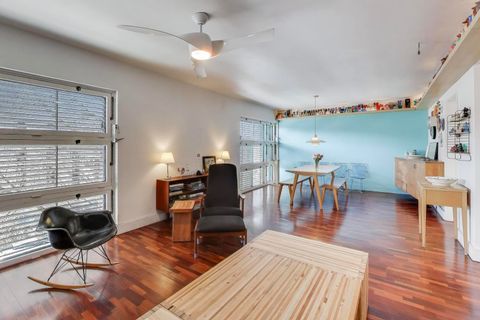 Tiny photo for 5551 S University Avenue #3, Chicago, IL 60637 (MLS # 12533218)