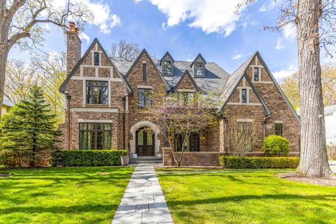 Tiny photo for 231 Woodlawn Avenue, Winnetka, IL 60093 (MLS # 12638690)
