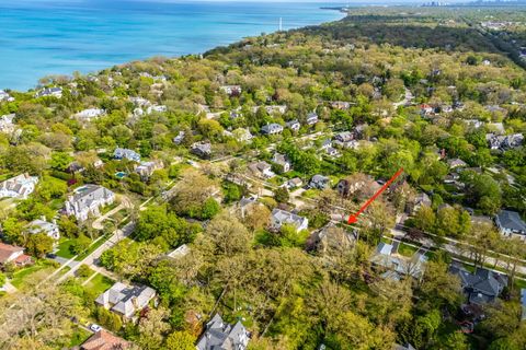 Tiny photo for 231 Woodlawn Avenue, Winnetka, IL 60093 (MLS # 12638690)