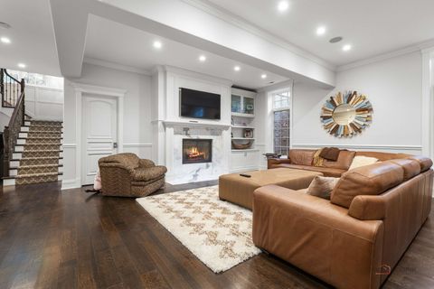 Tiny photo for 231 Woodlawn Avenue, Winnetka, IL 60093 (MLS # 12638690)