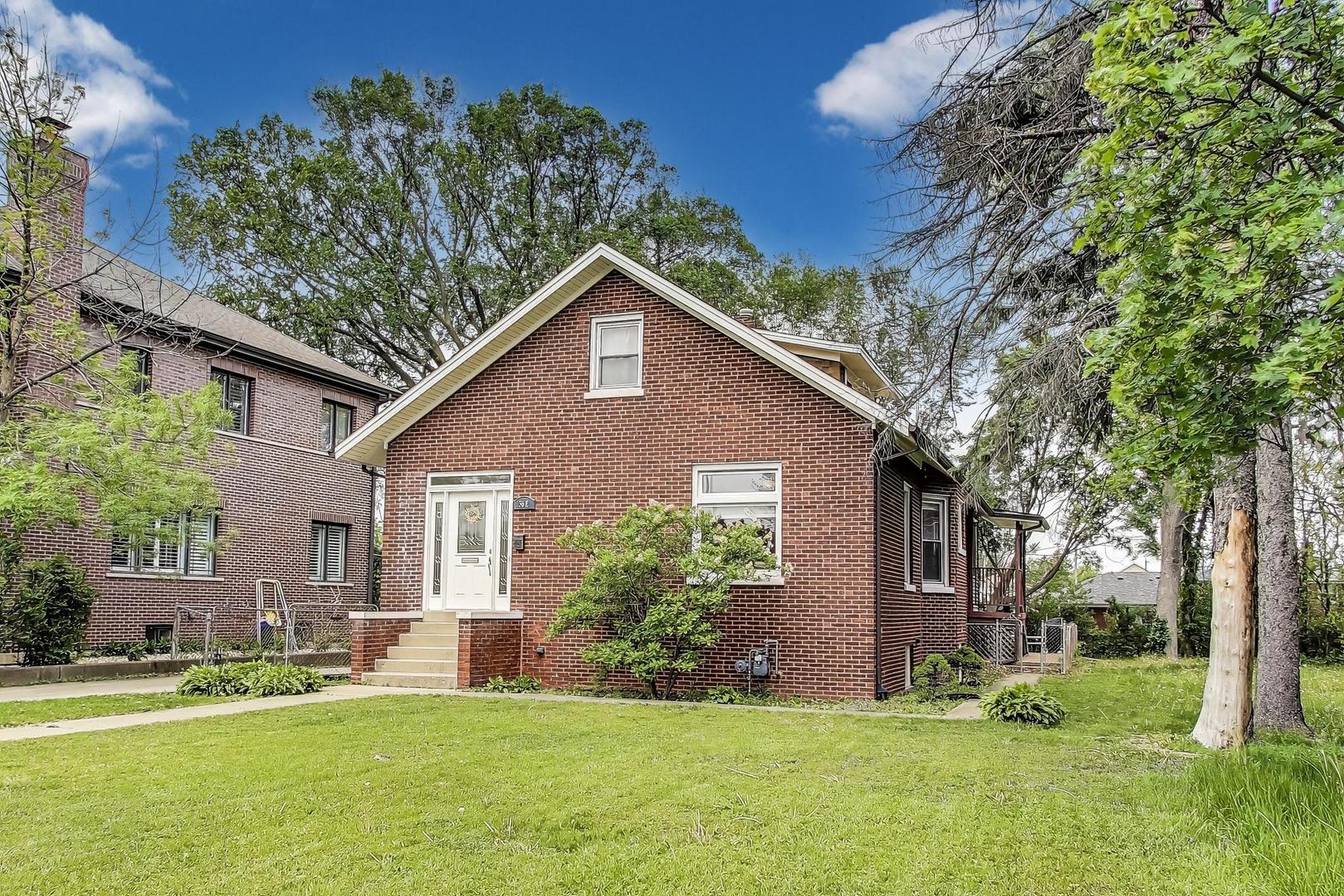 36 E Touhy Avenue