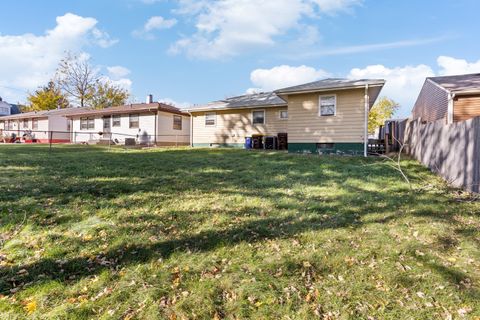 Tiny photo for 816 Illinois Avenue, Rockford, IL 61102 (MLS # 12511086)
