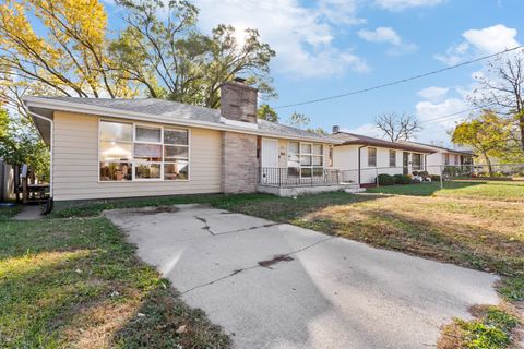 Tiny photo for 816 Illinois Avenue, Rockford, IL 61102 (MLS # 12511086)