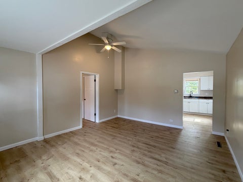 Tiny photo for 618 N 9TH Street, Murphysboro, IL 62966 (MLS # 12787342)