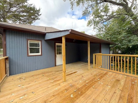 Tiny photo for 618 N 9TH Street, Murphysboro, IL 62966 (MLS # 12787342)