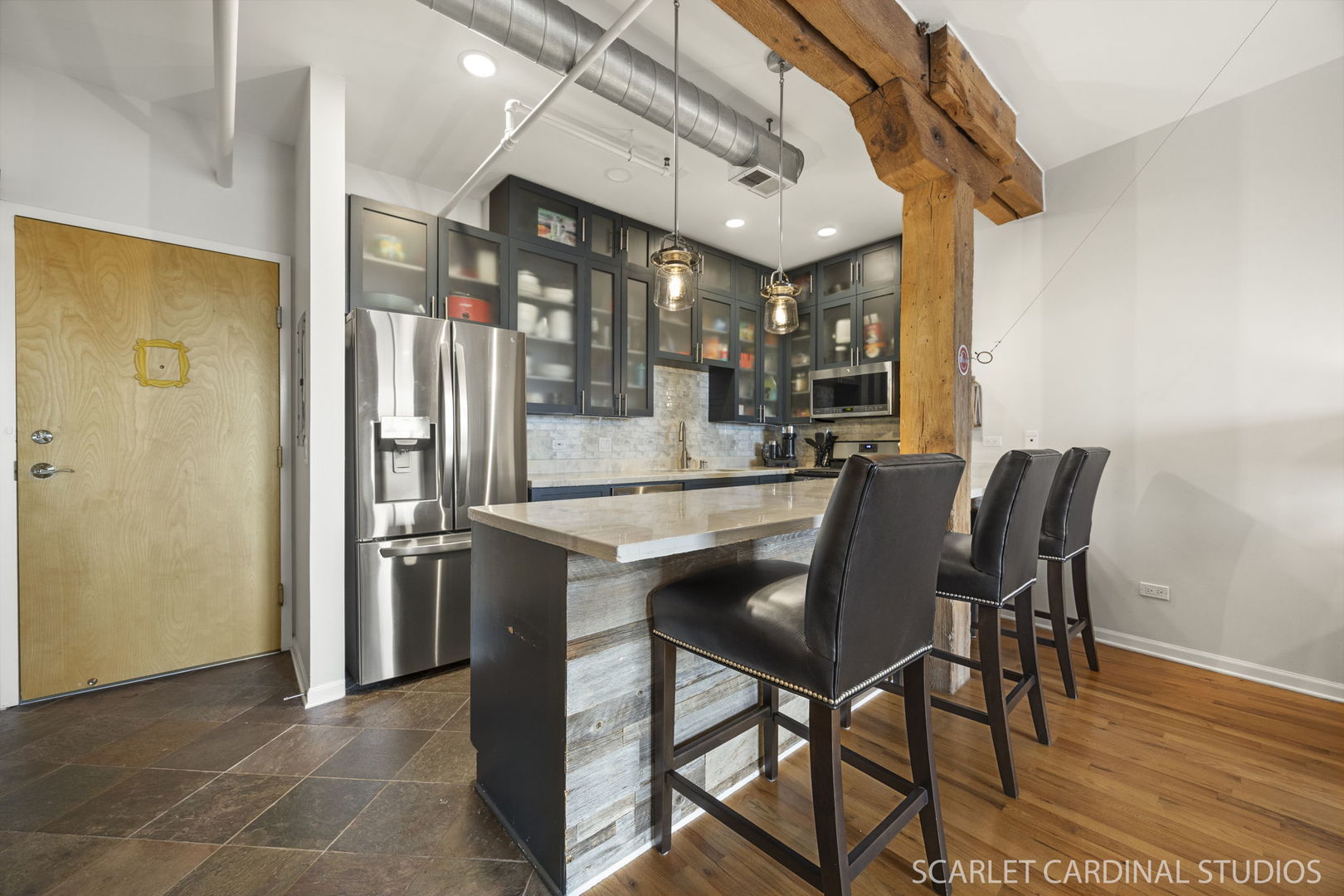 1735 W Diversey Parkway 416