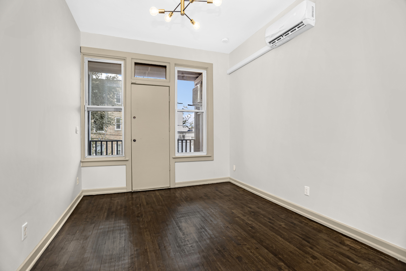 2634 W Cortez Street 2R