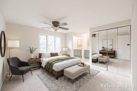 Tiny photo for 29 Westwood Court, Indian Head Park, IL 60525 (MLS # 12713636)