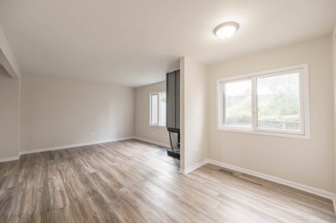 Tiny photo for 29 Westwood Court, Indian Head Park, IL 60525 (MLS # 12713636)