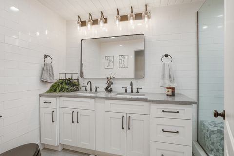 Tiny photo for 16938 Cicero Avenue, Tinley Park, IL 60477 (MLS # 12574637)