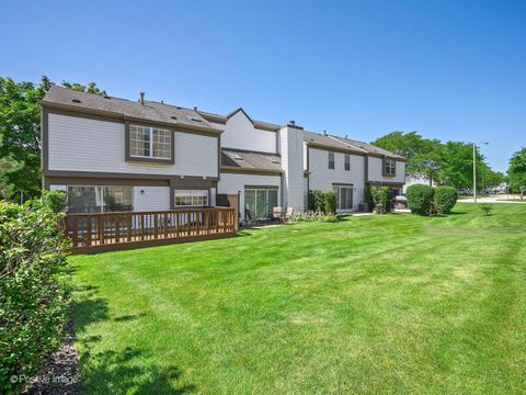 Tiny photo for 38 Crab Tree Drive, Westmont, IL 60559 (MLS # 12697727)