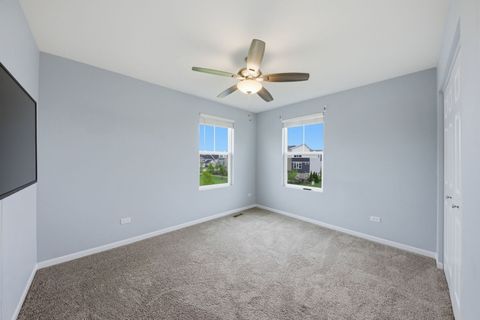 Tiny photo for 4158 Irving Road, Aurora, IL 60504 (MLS # 12633225)