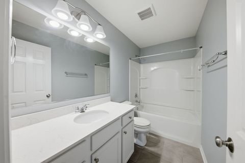 Tiny photo for 4158 Irving Road, Aurora, IL 60504 (MLS # 12633225)