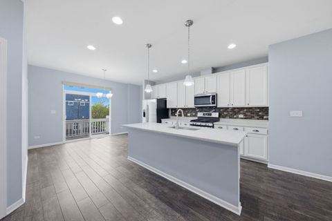 Tiny photo for 4158 Irving Road, Aurora, IL 60504 (MLS # 12633225)