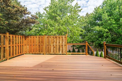 Tiny photo for 36 Shore Drive, Schaumburg, IL 60193 (MLS # 12474243)