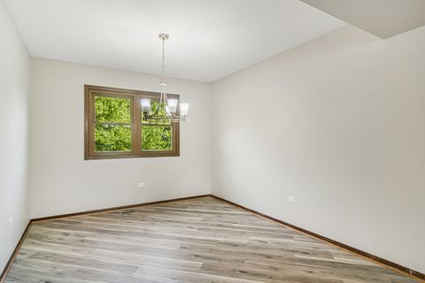 Tiny photo for 36 Shore Drive, Schaumburg, IL 60193 (MLS # 12474243)