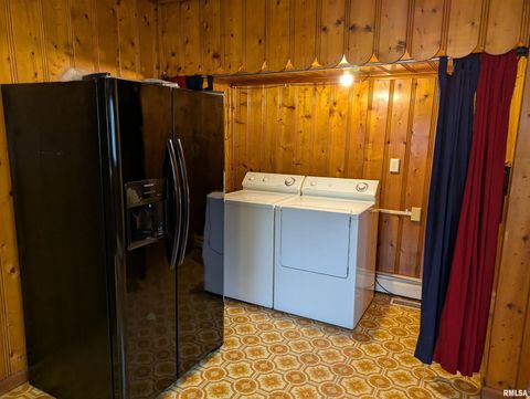 Tiny photo for 1207 BURGESS Street, Johnston City, IL 62951 (MLS # EB460323)