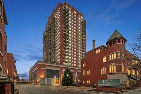 1717 S Prairie Avenue 2102 Chicago IL 60616
