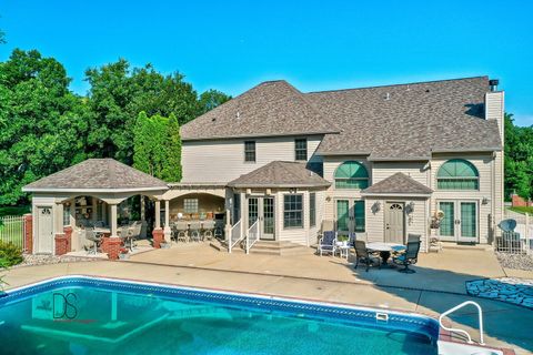 Tiny photo for 1638 TIMBER Lane, Ottawa, IL 61350 (MLS # 12381444)