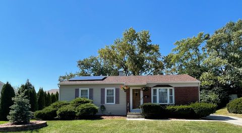 Photo of 7660 Walnut Avenue, Woodridge, IL 60517 (MLS # 12480628)