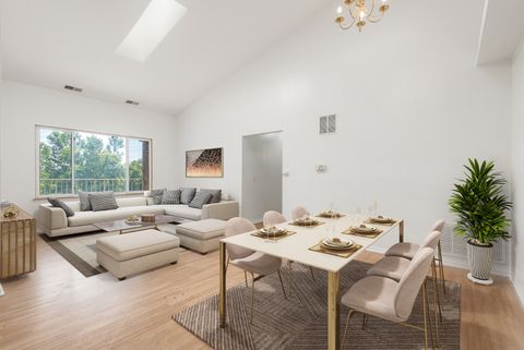 Tiny photo for 881 N Swift Road #306, Addison, IL 60101 (MLS # 12499542)