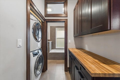 Tiny photo for 6829 S Constance Avenue, Chicago, IL 60649 (MLS # 12733288)