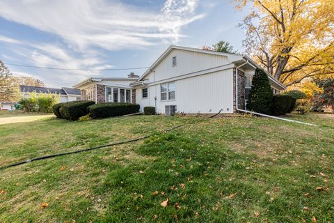 Tiny photo for 1403 Timothee Lane, Mendota, IL 61342 (MLS # 12514580)